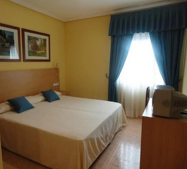 Hotel Mirador Velilla de San Antonio Kültér fotó